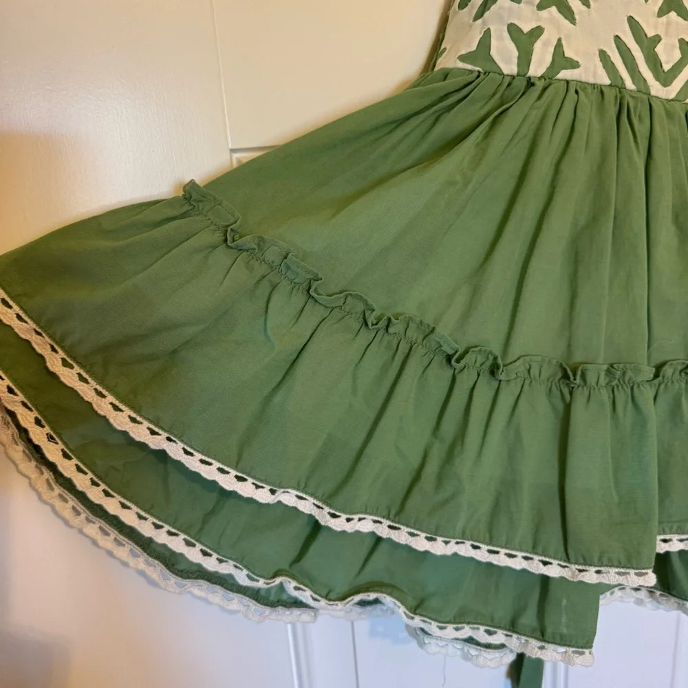 WELL DRESSED WOLF Homespun Holiday Snowflake Green White Dress w Jacket Girls 2T